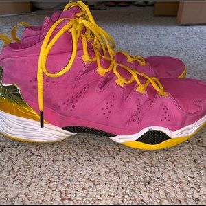 Jordan Melo M10 Breast Cancer Awareness